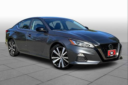 2022 Nissan Altima SR FWD