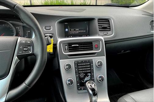2018 Volvo S60 Inscription T5
