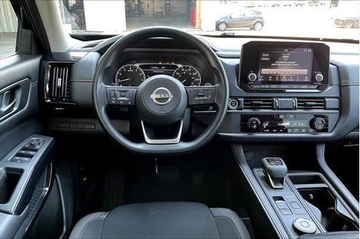 2024 Nissan Pathfinder S 4WD