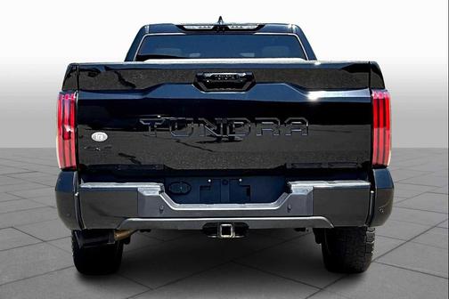 2023 Toyota Tundra Hybrid Platinum