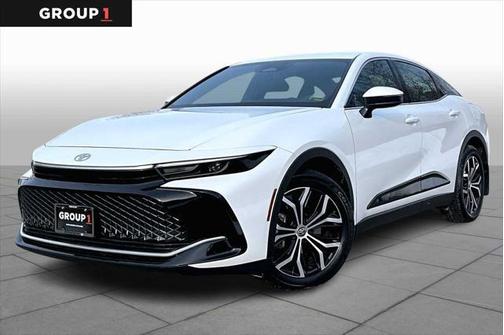 2025 Toyota Crown XLE