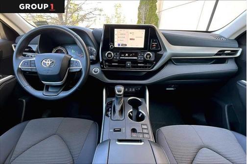 2024 Toyota Highlander Hybrid LE