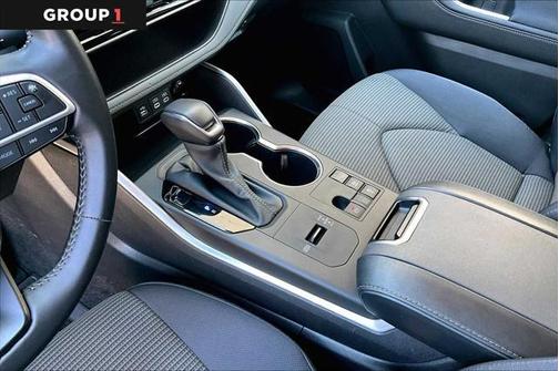 2024 Toyota Highlander Hybrid LE