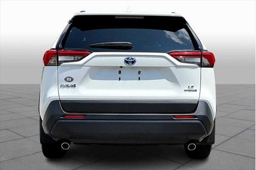 2022 Toyota RAV4 Hybrid LE