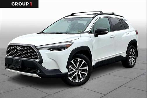 2025 Toyota Corolla Cross XLE