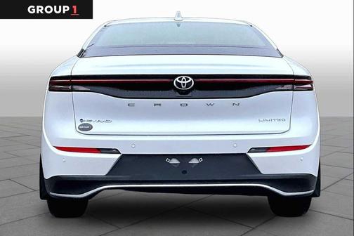 Oxygen White 2024 Toyota Crown Limited