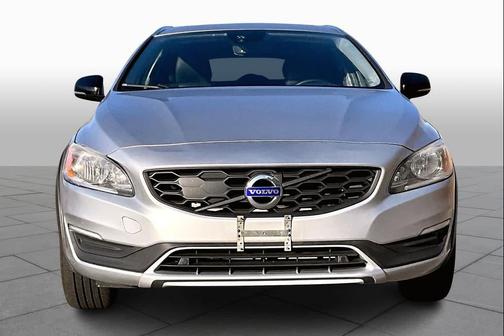 2017 Volvo V60 Cross Country T5