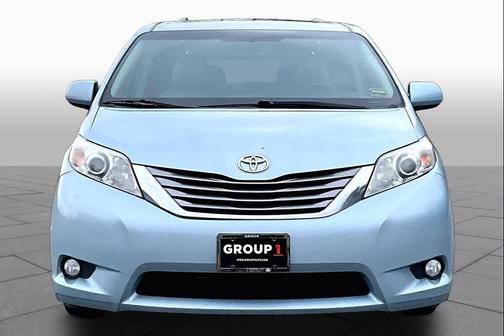 2016 Toyota Sienna XLE
