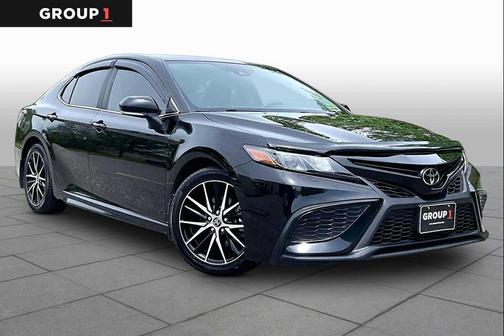Midnight Black Metallic 2023 Toyota Camry SE