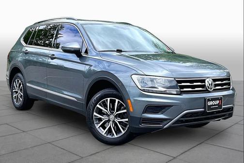 Platinum Gray Metallic 2020 Volkswagen Tiguan 2.0T SE 4MOTION