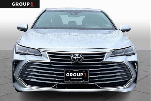 Celestial Silver Metallic 2019 Toyota Avalon Limited
