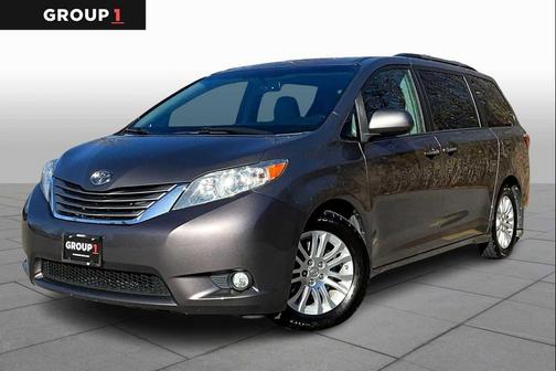 2015 Toyota Sienna XLE