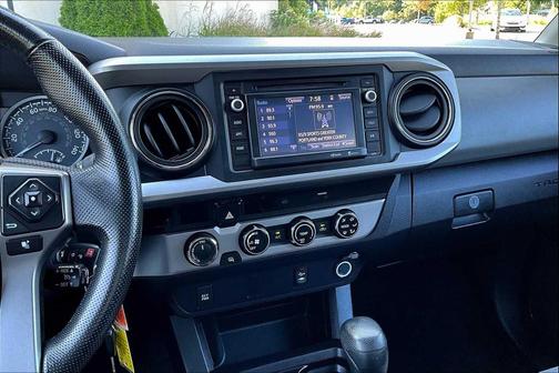 2016 Toyota Tacoma SR5