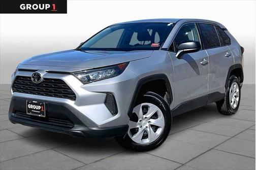 Silver Sky Metallic 2022 Toyota RAV4 LE