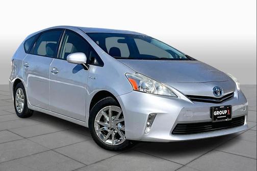 2012 Toyota Prius v Two