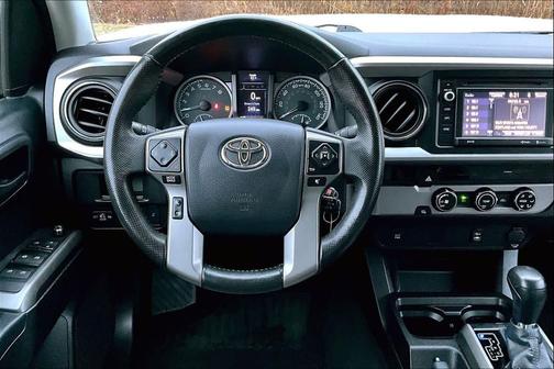 2016 Toyota Tacoma SR5