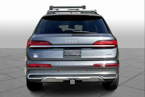 2023 Audi Q7 55 Premium Plus