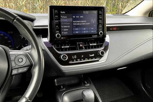 2022 Toyota Corolla Hybrid LE