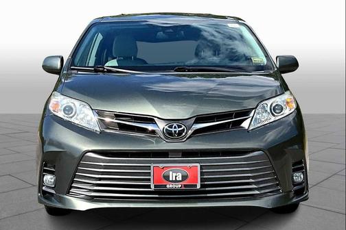 2019 Toyota Sienna XLE