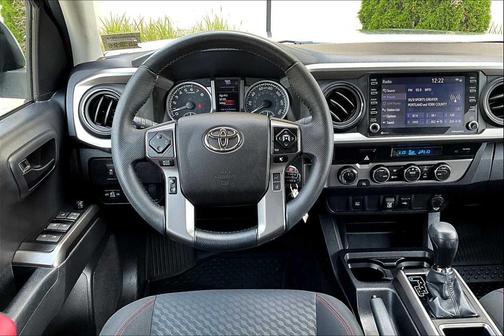2022 Toyota Tacoma SR5