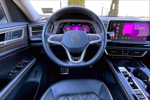 2024 Volkswagen Atlas 2.0T SEL Premium R-Line 4MOTION