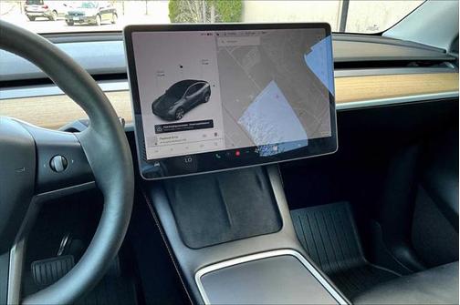 2021 Tesla Model Y Long Range Dual Motor All-Wheel Drive