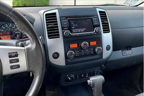 2016 Nissan Frontier SV