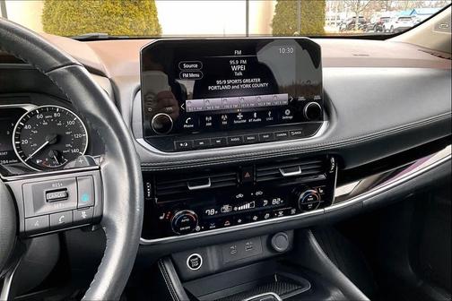 2022 Nissan Rogue SL