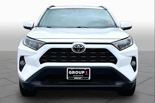 Super White 2021 Toyota RAV4 XLE
