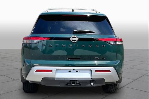 Obsidian Green Pearl 2025 Nissan Pathfinder SL 4WD
