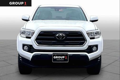 Super White 2019 Toyota Tacoma SR5