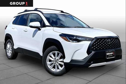 Wind Chill Pearl 2023 Toyota Corolla Cross LE