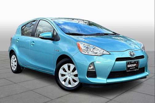 2013 Toyota Prius c Two