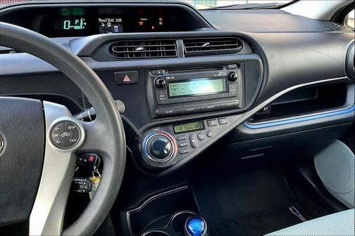 2013 Toyota Prius c Two