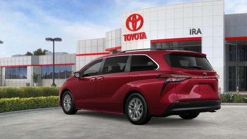 2026 Toyota Sienna XLE