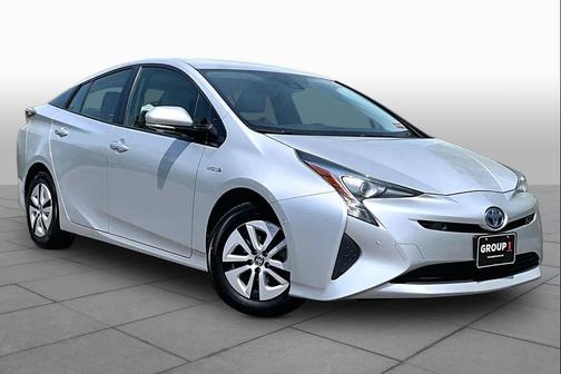 Classic Silver Metallic 2018 Toyota Prius Three Touring