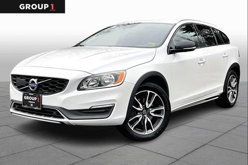 2016 Volvo V60 Cross Country T5
