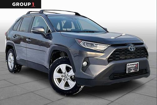2021 Toyota RAV4 Hybrid XLE