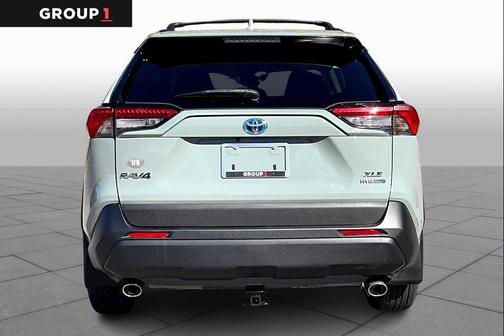 2019 Toyota RAV4 Hybrid XLE