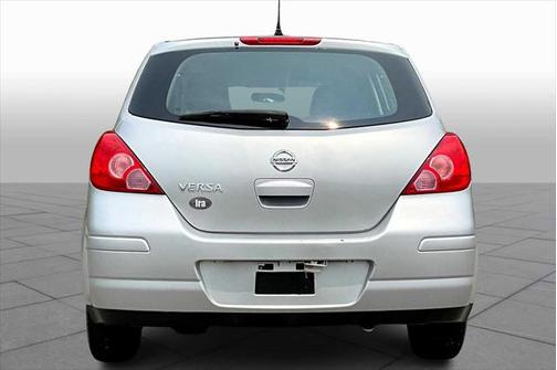 2012 Nissan Versa 1.8 S