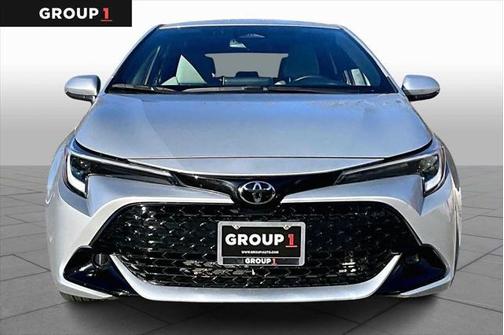 Classic Silver Metallic 2024 Toyota Corolla SE