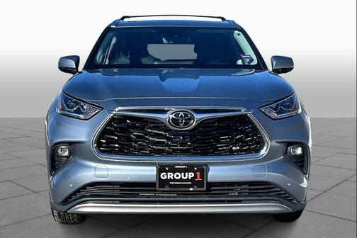 2023 Toyota Highlander Platinum