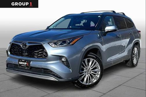 2023 Toyota Highlander Platinum
