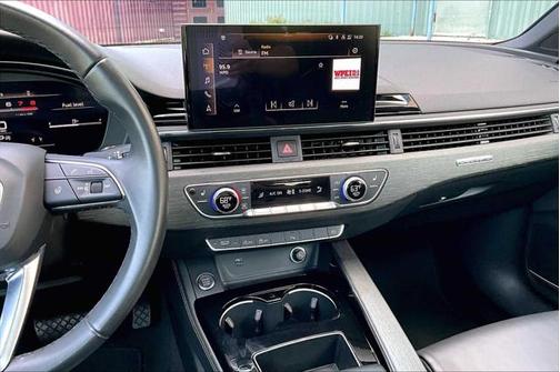 2024 Audi A4 45 S line Premium Plus