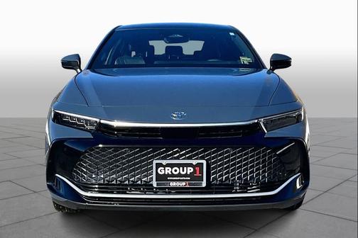 2025 Toyota Crown Platinum