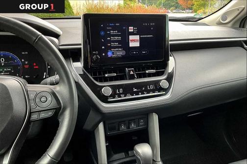 2024 Toyota Corolla Cross XLE