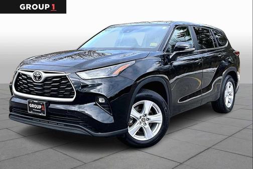 2023 Toyota Highlander LE