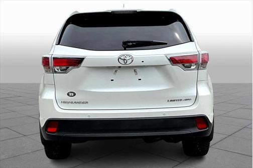 2016 Toyota Highlander Limited Platinum