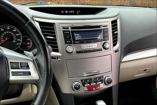 2013 Subaru Legacy Premium