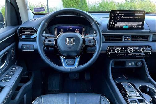 2023 Honda Pilot AWD Elite